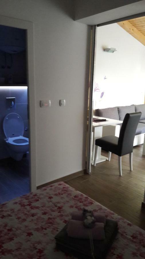 Apartmani Marta Mlini Zewnętrze zdjęcie